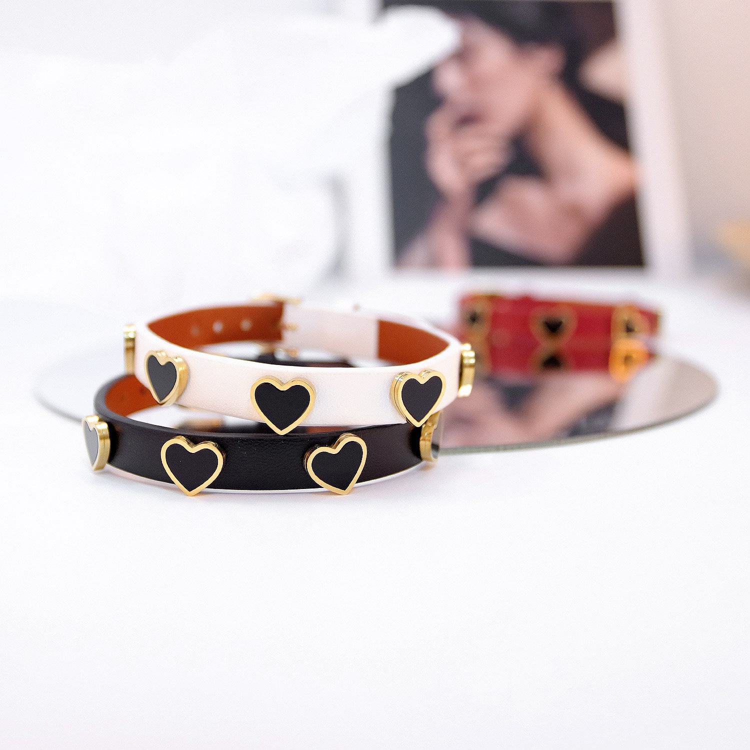 High-Quality Leather Bracelet: Unique Fiber Synthetic Leather Wristband