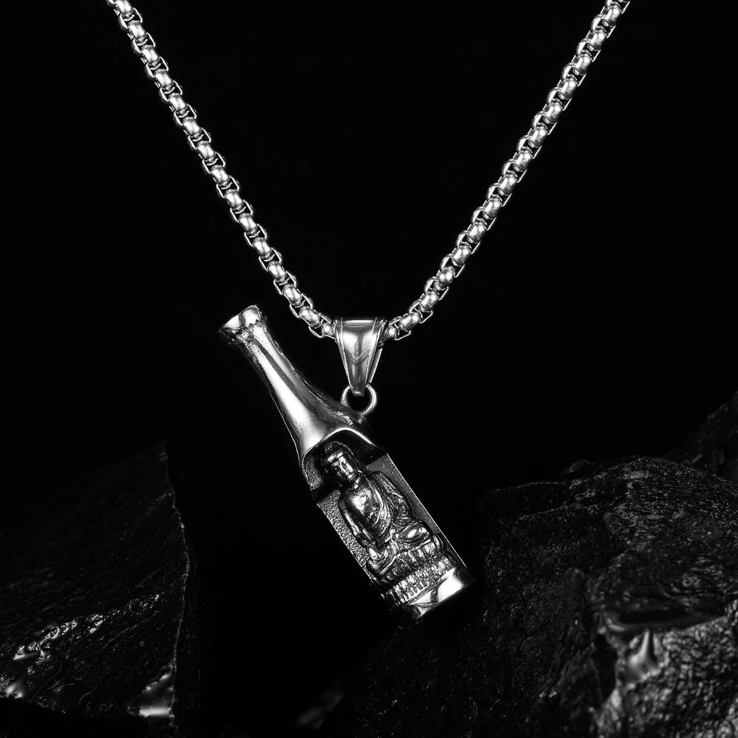 Personality Wine Bottle Pendant Necklace for Fashion-Forward Individuals