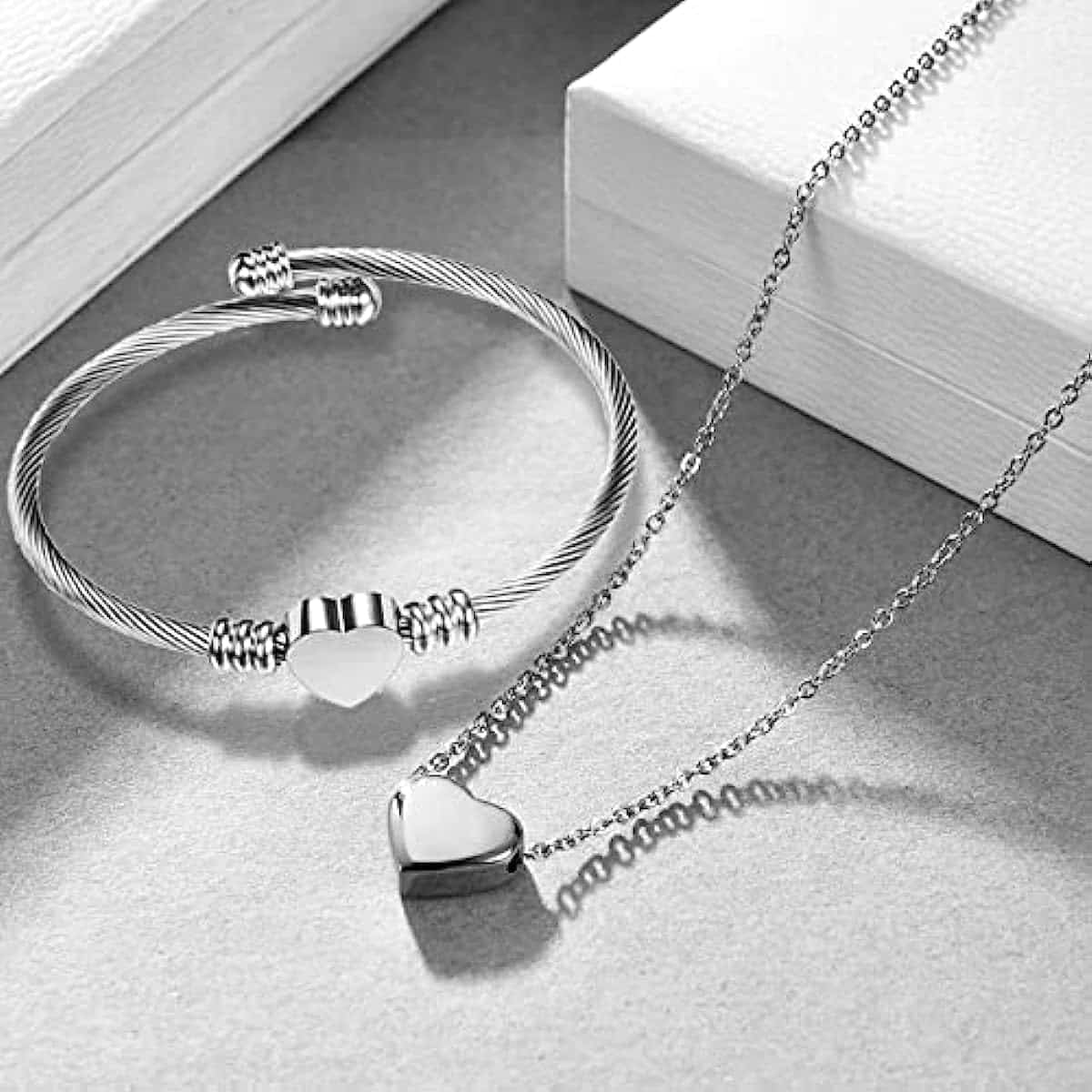 Stainless Steel Heart Name Necklace and Bracelet Set – Customizable with A-Z Letters