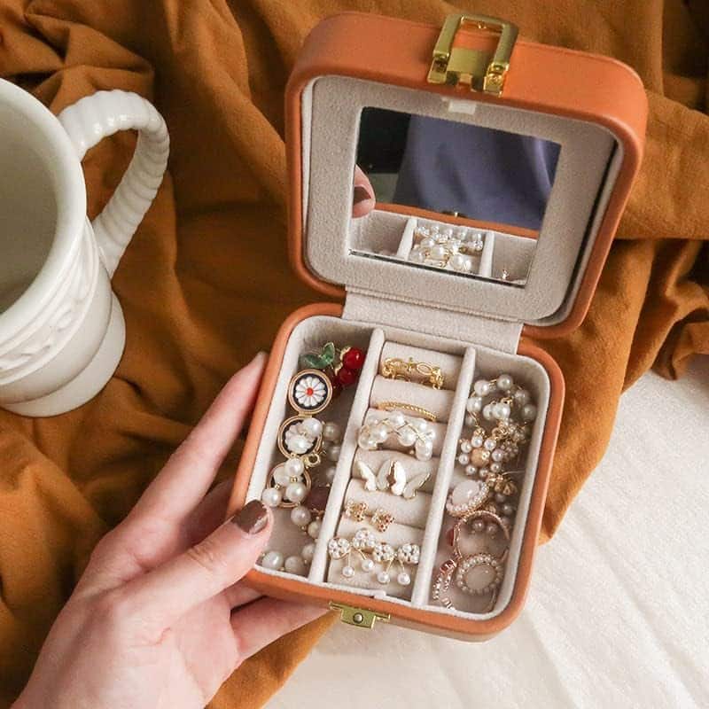 Small Jewelry Box with Makeup Mirror – Perfect for Travel and Storage