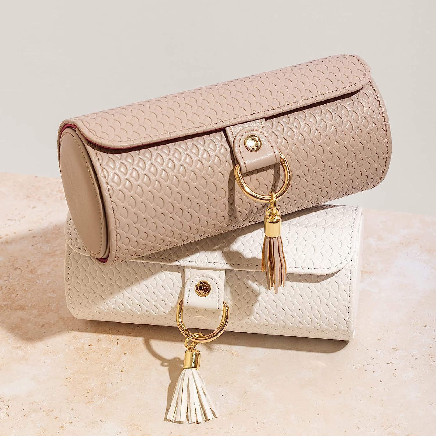 Travel-Friendly Jewelry Box: Viaggio Valentine’s Day Gifts Collection