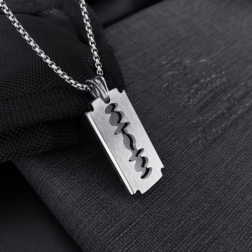 Wholesale Men’s Stainless Steel Razor Blade Pendant Jewelry Necklace