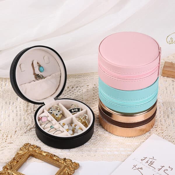 Travel mini jewelry storage case