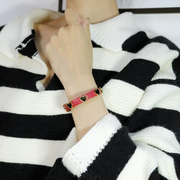 High-Quality Leather Bracelet: Unique Fiber Synthetic Leather Wristband - Image 2