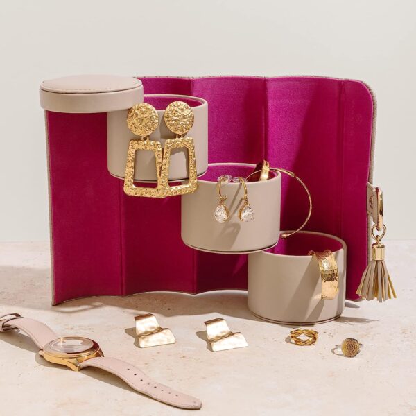 Travel-Friendly Jewelry Box: Viaggio Valentine's Day Gifts Collection - Image 4