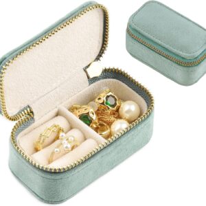 Mini Jewelry Travel Case - Portable and Elegant Organizer for Your Jewelry Collection