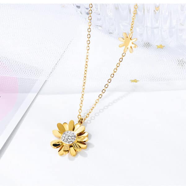 18K Gold Plated Stainless Steel Daisy Pendant Necklace - Image 2